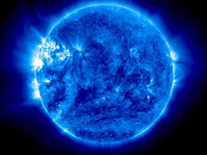 15. novembra bo Zemlja utonila v temo