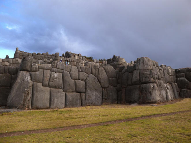 9 predmetov in struktur, katerih izvor ljudje sumijo tujce