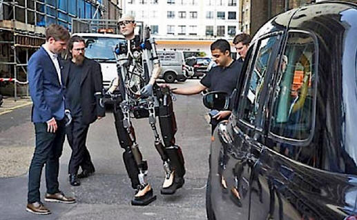 Rex dela prve korake.