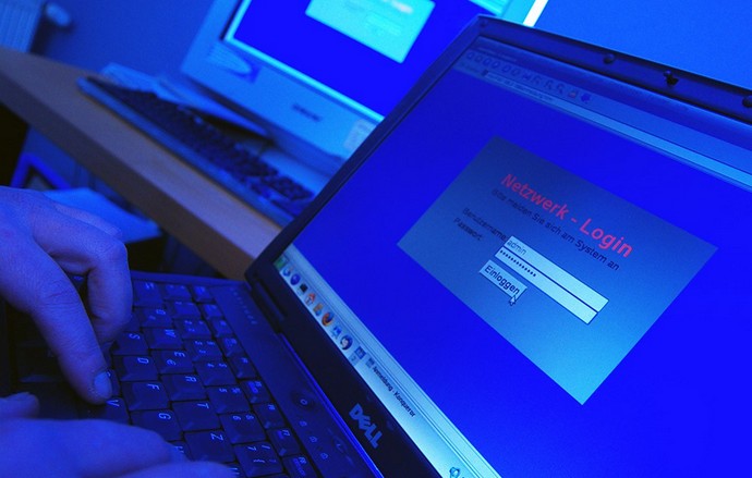 "Hack spletno stran Pentagona!"