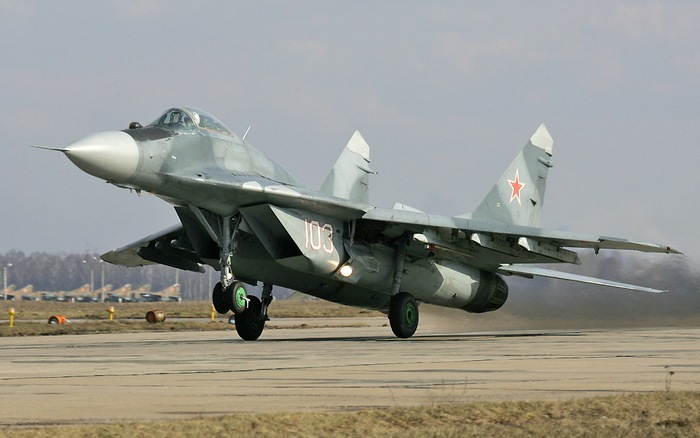 Ameriški strokovnjaki so pohvalili strokovnost ruskih pilotov v boju z NLP-ji