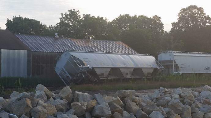 Ameriški lokal je mistično potegnil izvlečeni vlak k sebi