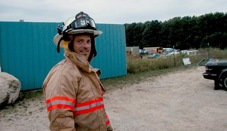 Ameriški gasilec ujet