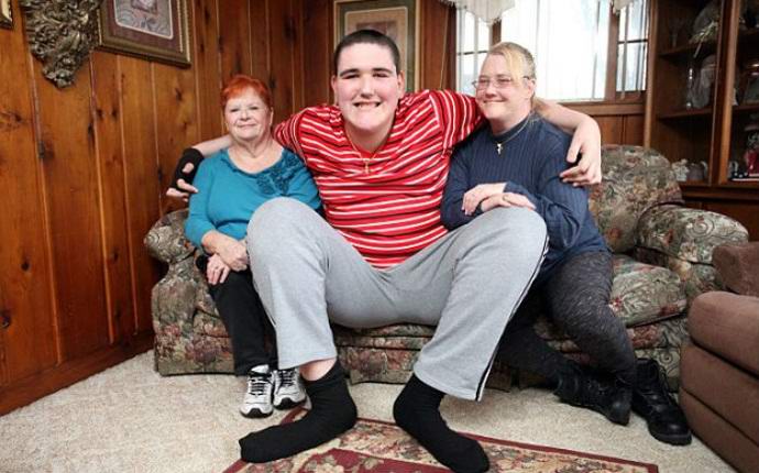 Ameriški velikanski študent še naprej raste