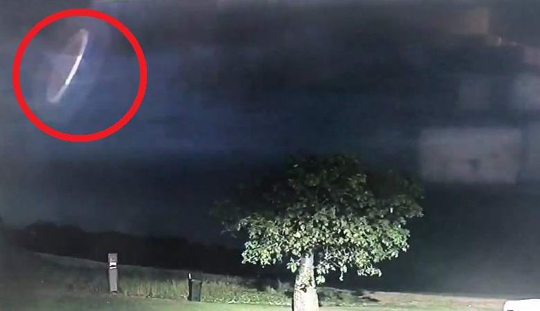 Avstralska policija je razkrila skrivnostno nebesno anomalijo