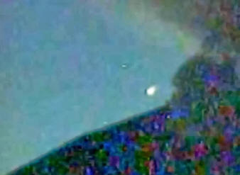 Bela krogla nad japonskim vulkanom Sakurayama