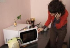 Gospodinjski aparati: kaj in kam oddajajo?