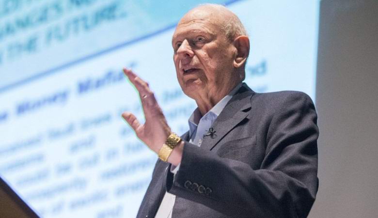 Nekdanji kanadski obrambni minister je podal novo izjavo o tujcih