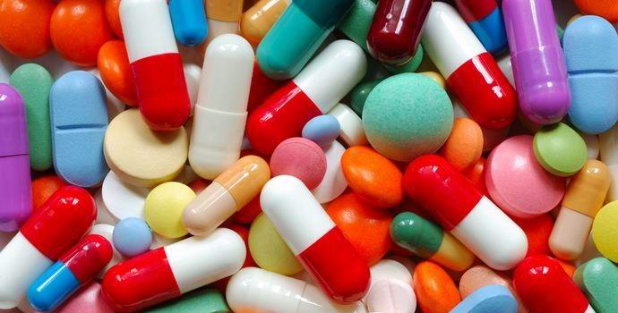 Človeštvo grozi, da ga bodo v srednjem veku zavrgli