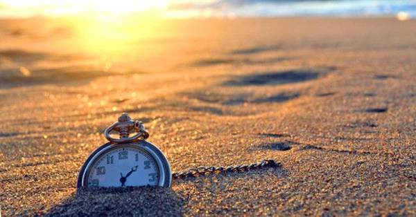 Izgubite uro ob morju 