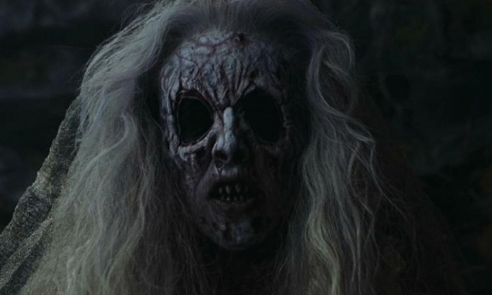 Otroke terorizira črni hudič