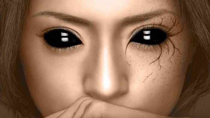 Dekle s črnimi očmi