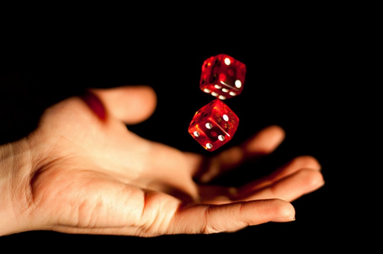 Starodavna kocka je pokazala, da so vedno obstali prevaranti.