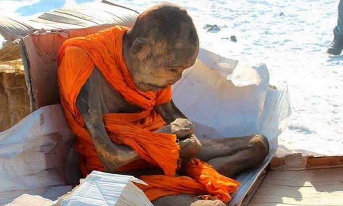 Dvoletna mumija mongolskega meniha se je izkazala za živo