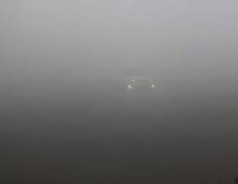 Če očistite pekinški zrak, bo sosednja provinca bankrotirala.