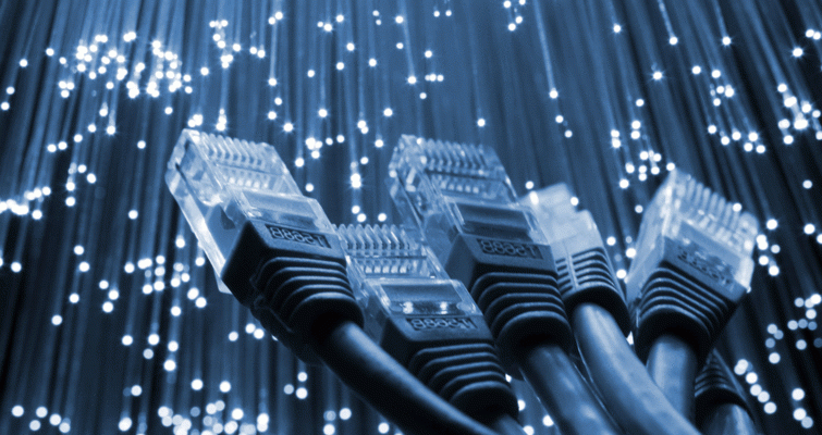 Ta sistem lahko teoretično prenaša podatke s hitrostjo 10 terabitov na sekundo. 