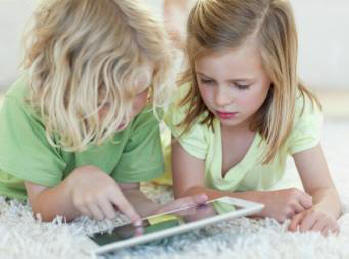 Pripomočki preprečujejo otrokom razumevanje drugih ljudi.