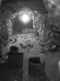 Kje je pokopan starodavni robot?