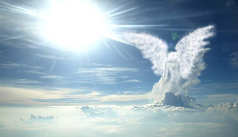 Velikanske angelske figure so se pojavile nad Kitajsko