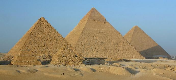 In spet se vračamo v piramide starodavnega Egipta.