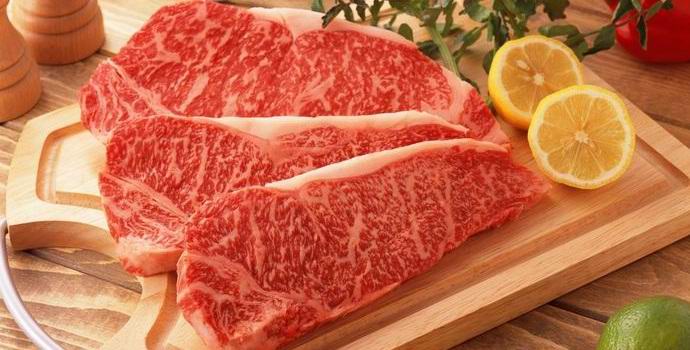 Indijanci so muslimani linčali muslimansko jedli govedino