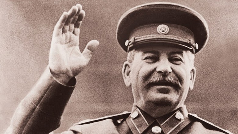 Jožef Stalin - tujec iz prihodnosti?