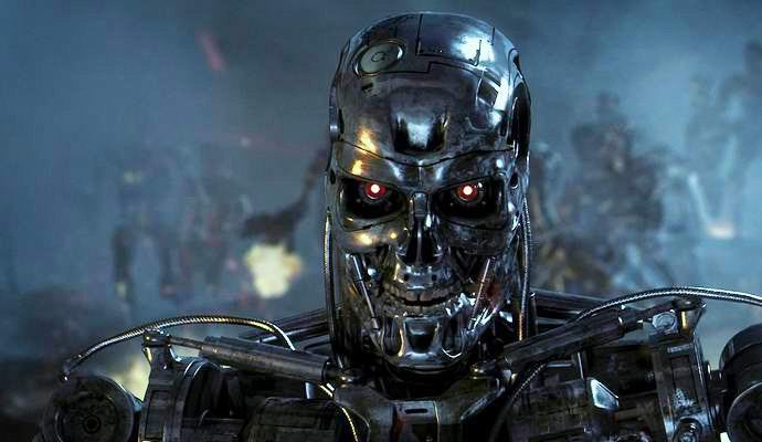 Umetna inteligenca bo ljudi iztrebila pred koncem stoletja.