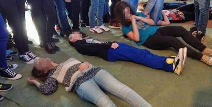 Poljski duhovnik je izgon demonov šolarjev šokiral javnost.