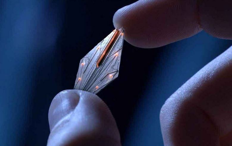 Slavni ufolog trdi: čipizacija ljudi po tujcih je v polnem razmahu.