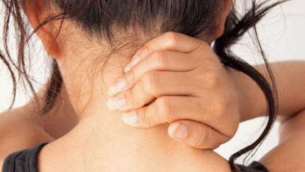 Zakaj vas lahko srbi zadnji del glave 