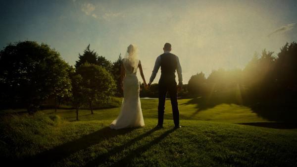 zakaj sanjati, da se fant poroči z drugim 