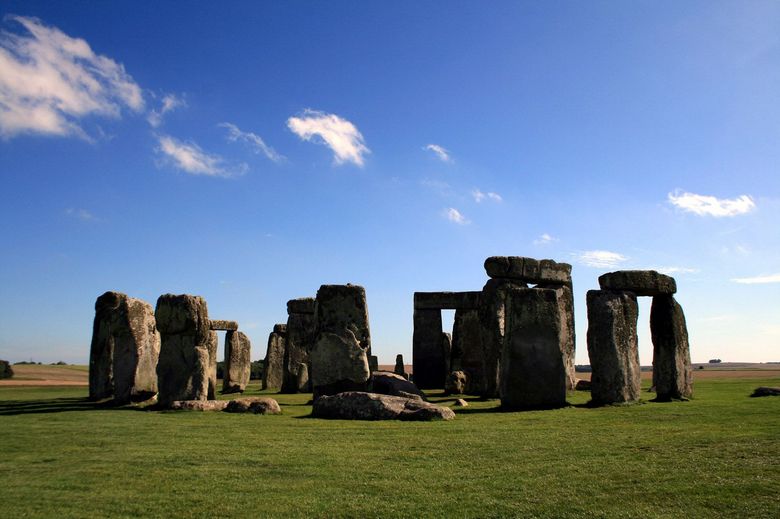 Stonehenge kamni so bili dostavljeni na več kot 230 kilometrov.