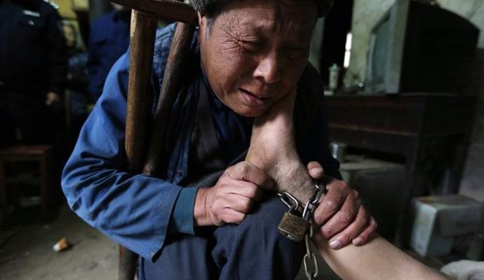 Kitajski zakonci hranijo 30 let