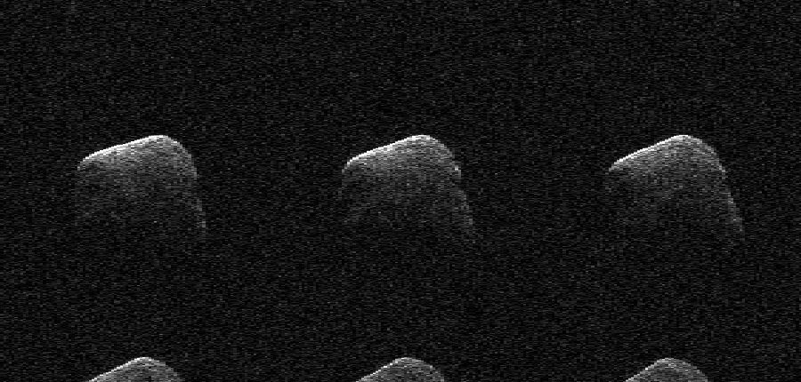 Drobna, posebna in najsvetlejša!  - Astronomi so preučevali asteroid 2015 TC25 