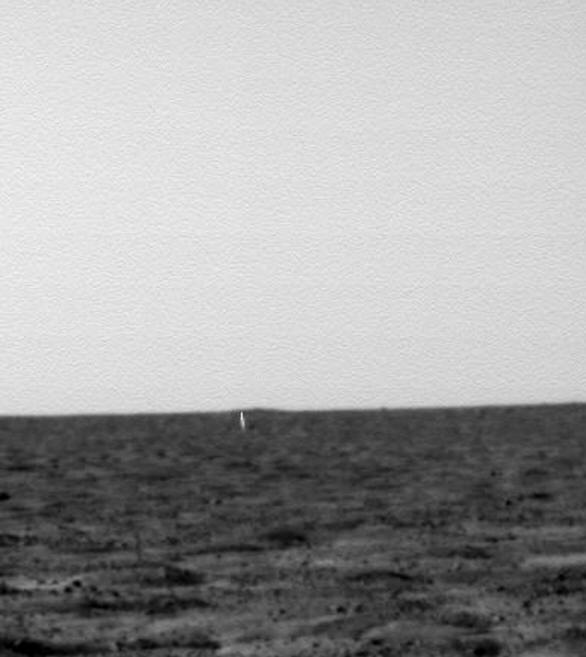 Predmet, ki ga je ujel robot Spirit.