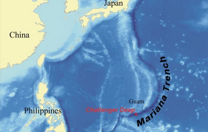 Kdo ali kaj stoka v Marijanskem rovu?