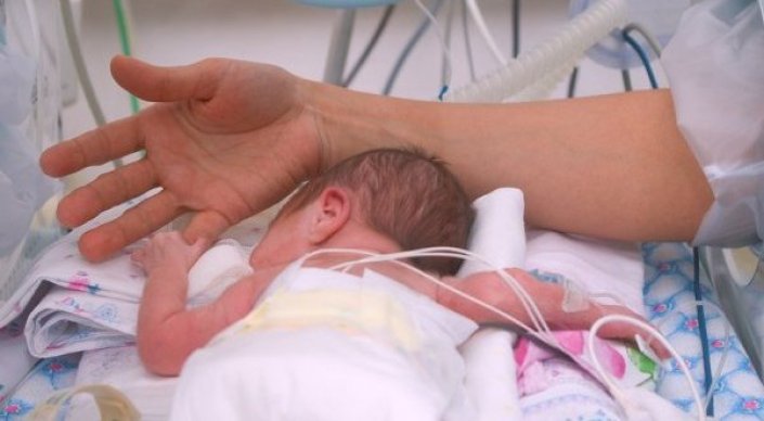 Mrtva Kanada je rodila živega otroka