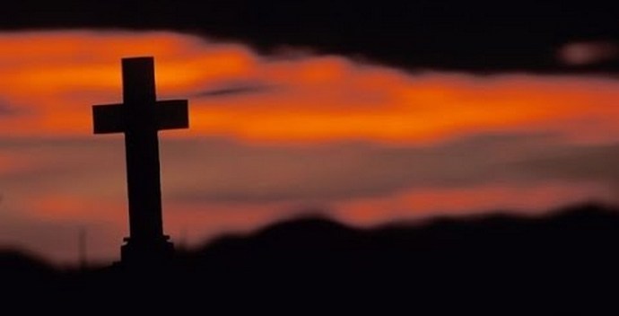 Grobovi, ki se sprehajajo po vesolju