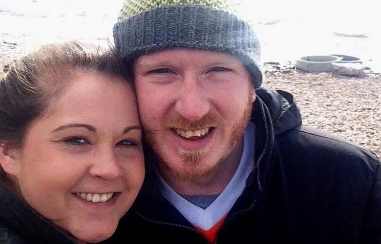 Mladoporočenca sta dobila nagrado za najboljši strel pošasti Loch Ness, vendar so mnogi ocenili, da je njihova zmaga absurdna