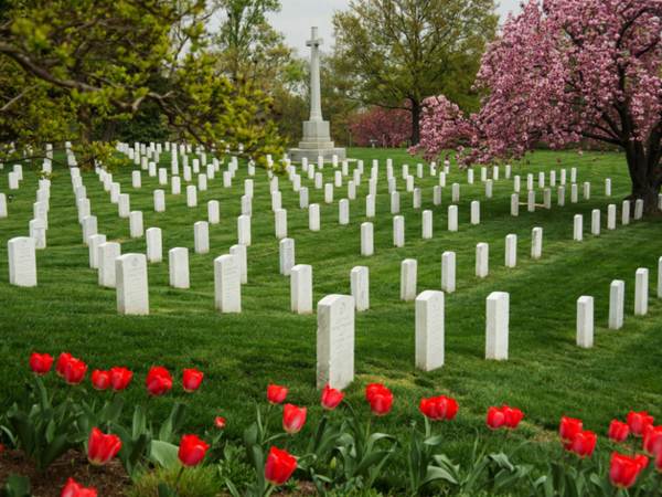 zakaj po kosilu ne moreš na pokopališče 