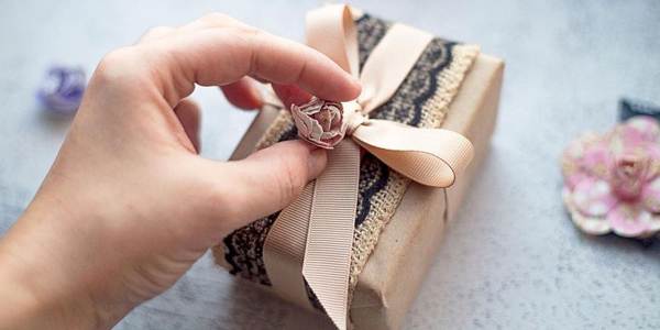 ali je mogoče prenesti darila omen 