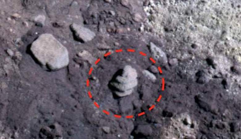 Na Marsu najdene orjaške školjke