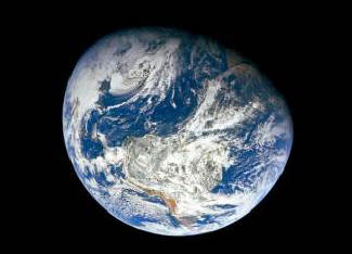 V orbiti Zemlje se bo pojavilo pokopališče.