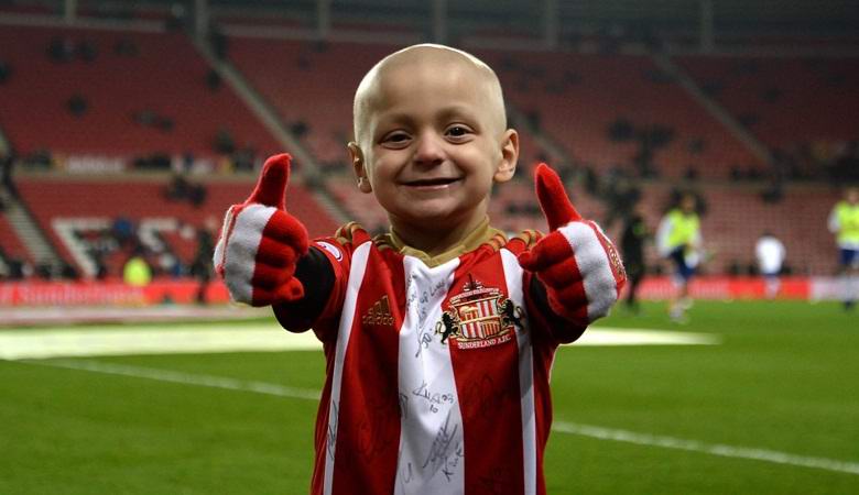 Na fantovskem pogrebu je bil fotografiran čudež