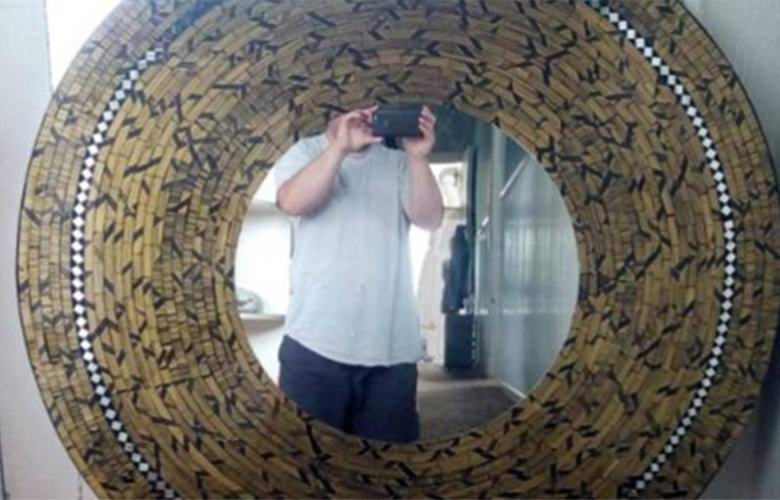 Duh, ki ga najdemo na sliki s spletne dražbe