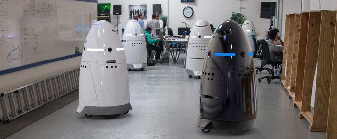 Policijski roboti se bodo pojavili na ulicah Dubaja