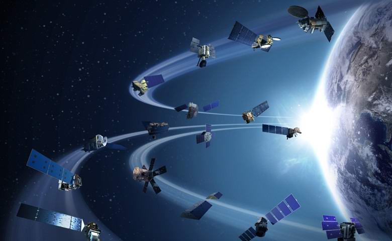 Tuji sateliti so na Zemljini orbiti