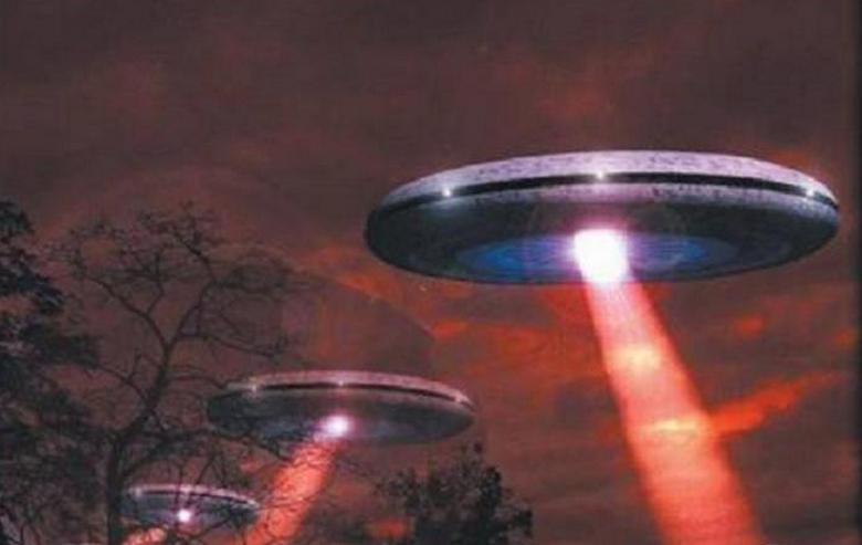 Ponoči se je čez Rigo dogajalo nekaj na mestu