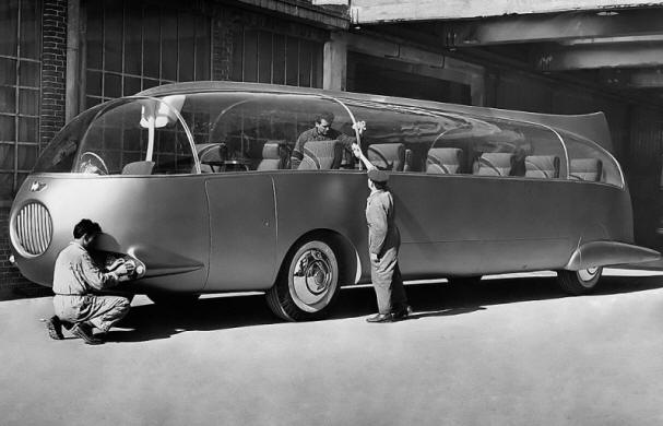 Zabaven avtobus, nenavaden