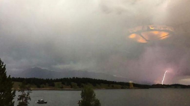 NLP-ji še naprej osupnejo navadne ljudi, ne pa tudi ufologov in uradnikov